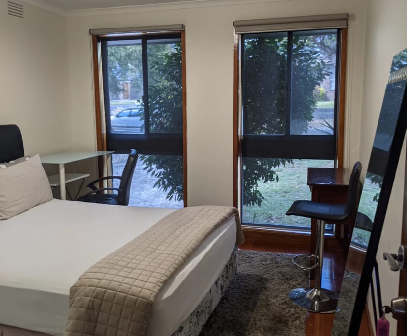 Furnished room in a share house
