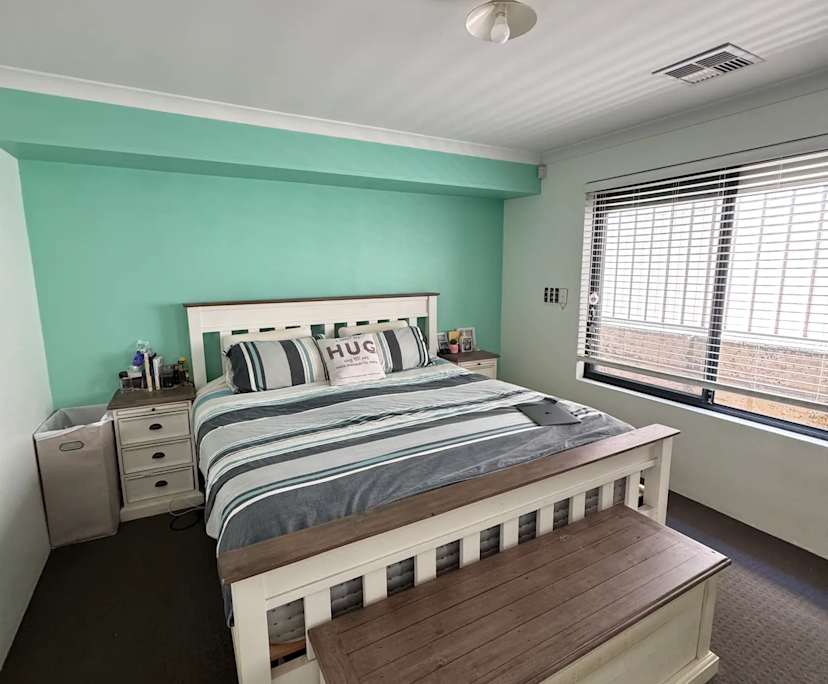 Whole property with 3 rooms for rent