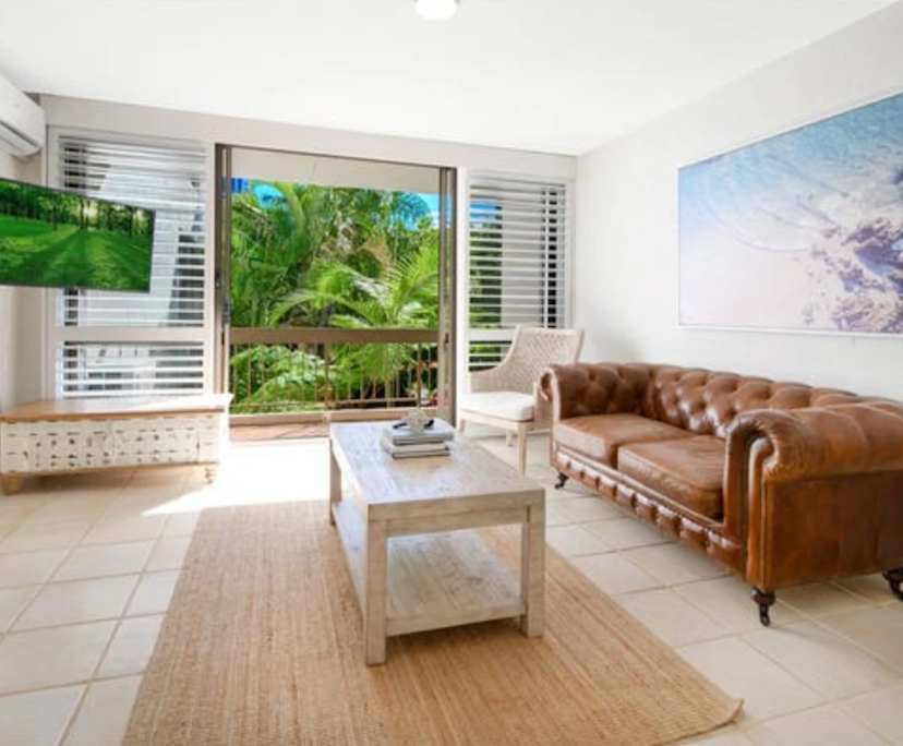 $595, Flatshare, 2 bathrooms, Broadbeach QLD 4218