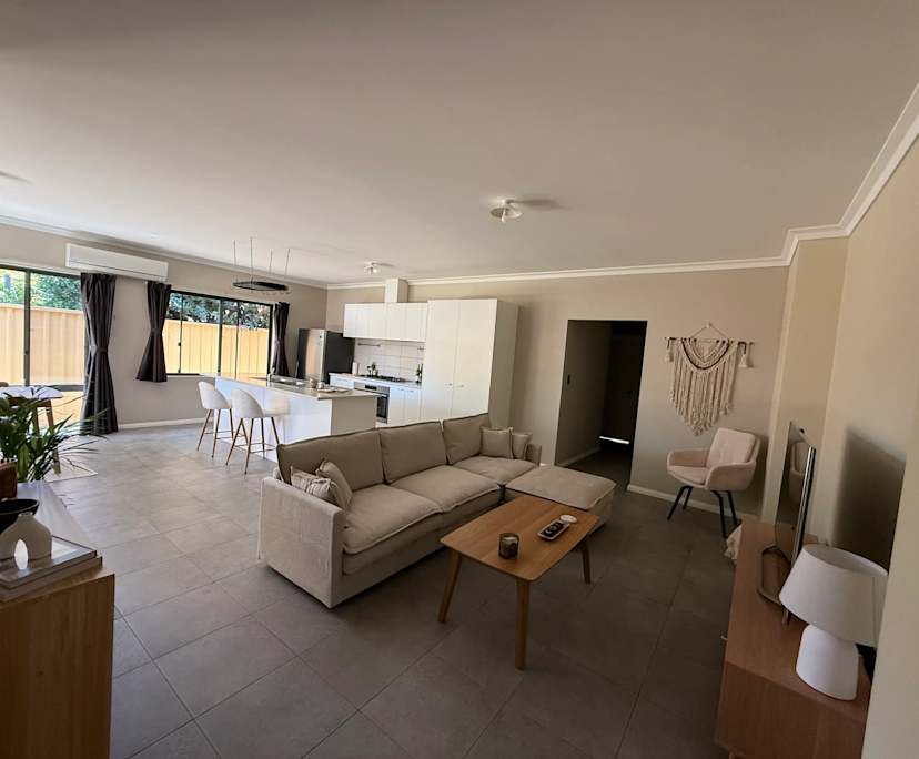 Unfurnished room with own bathroom