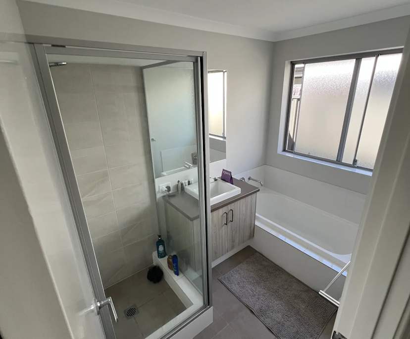 $280, Share-house, 3 bathrooms, South Guildford WA 6055