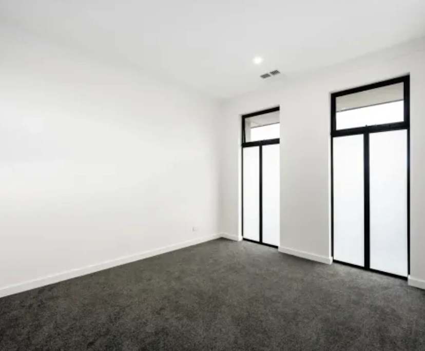 Unfurnished room in a share house