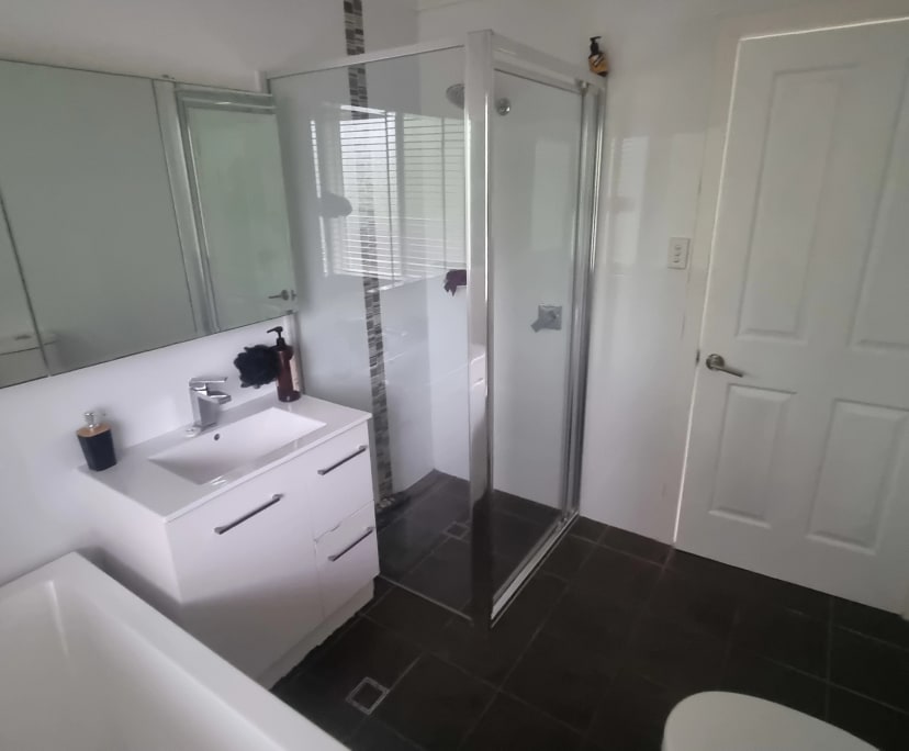 Room in a share house