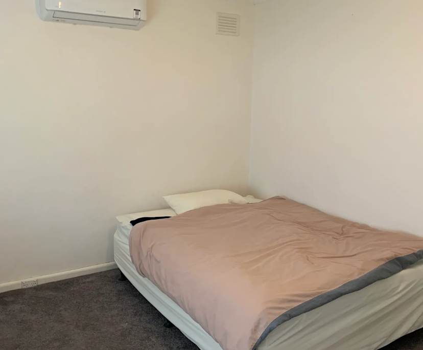$350, Share-house, 2 bathrooms, Hughesdale VIC 3166