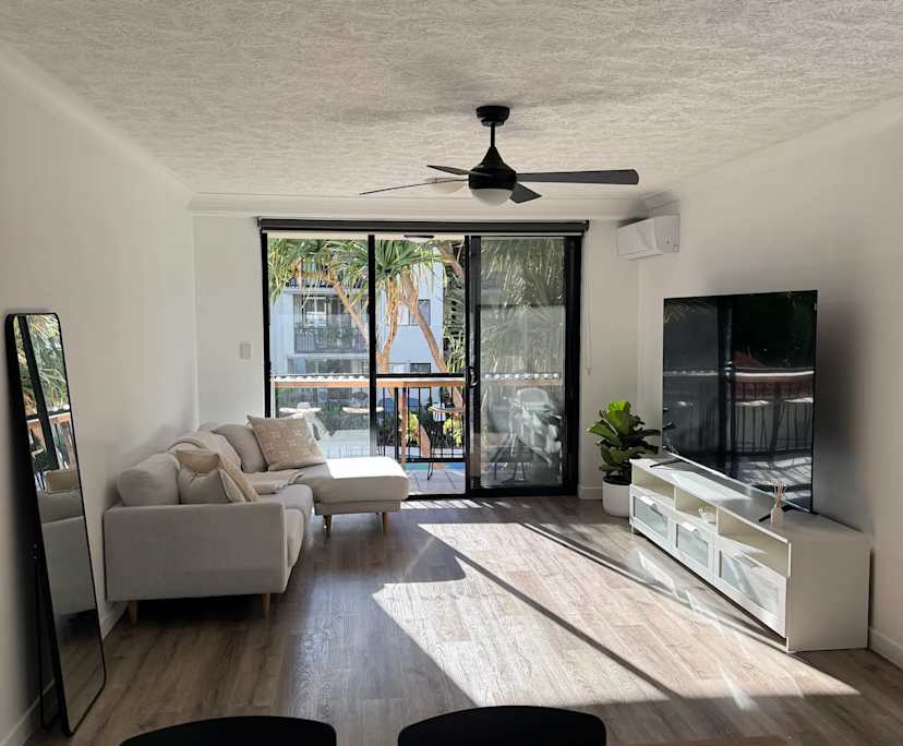 Furnished room with own bathroom
