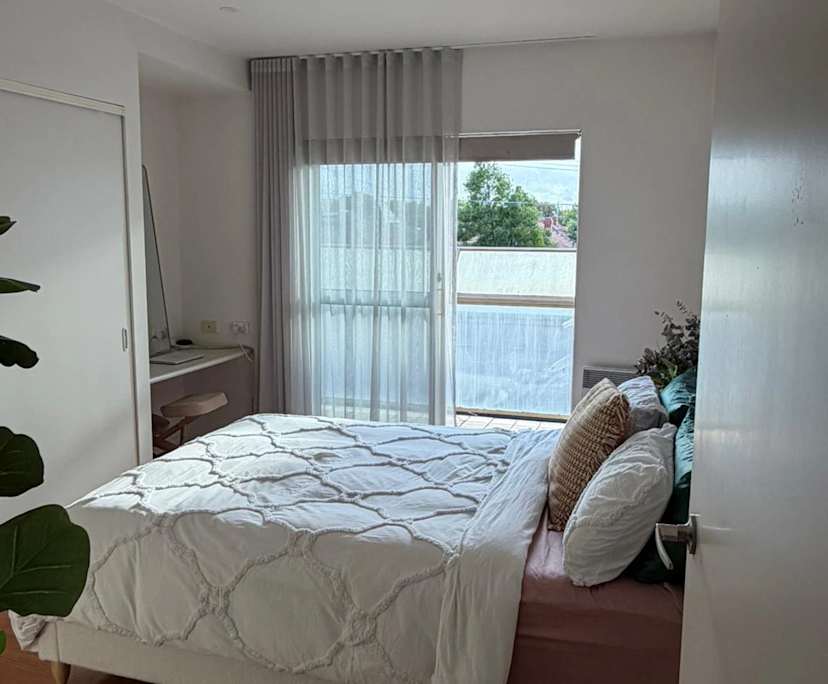 $450, Share-house, 3 bathrooms, St Kilda VIC 3182