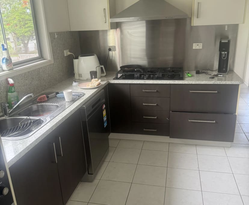 $180, Share-house, 3 bathrooms, Wulguru QLD 4811