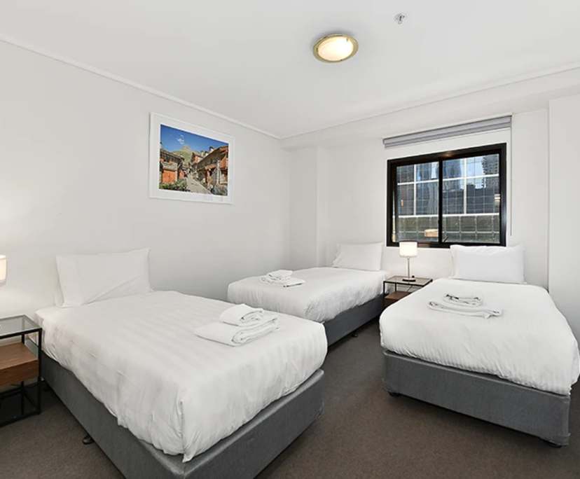 $940, Whole-property, 2 bathrooms, Melbourne VIC 3000