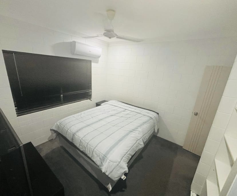 Room for Rent in Mareeba, QLD 200, Furnished, Sha...