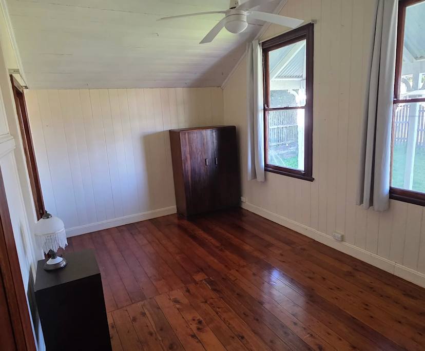 Unfurnished room in a share house