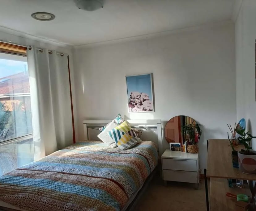 Room in a share house