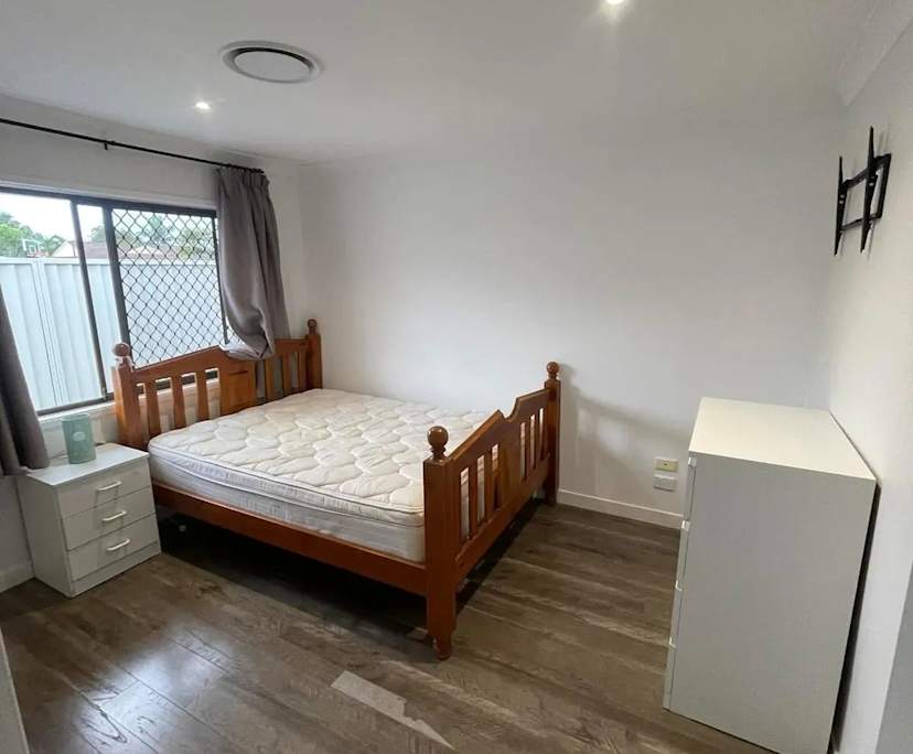 Furnished room with own bathroom