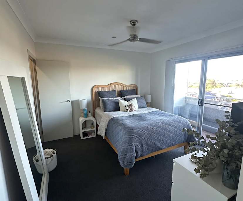 Furnished room in a share house
