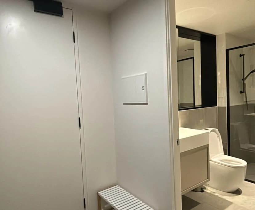 $750, Whole-property, 2 bathrooms, Carlton VIC 3053