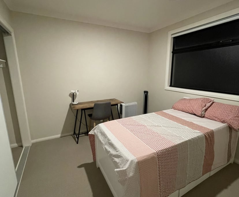 $180, Homestay, 4 bathrooms, Point Cook VIC 3030
