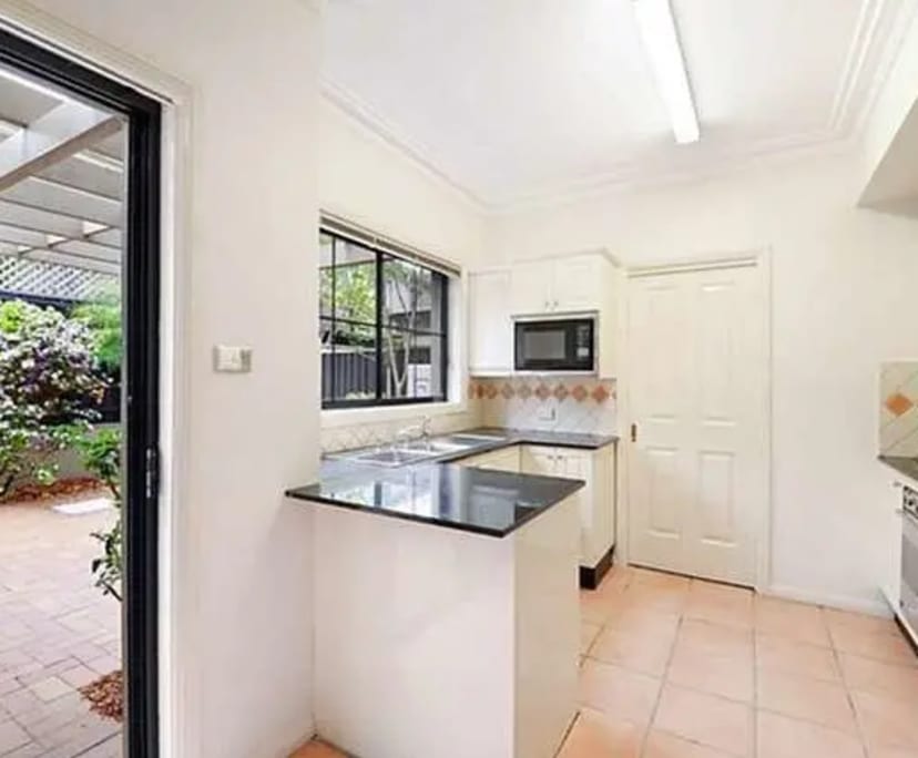 Room in a share house