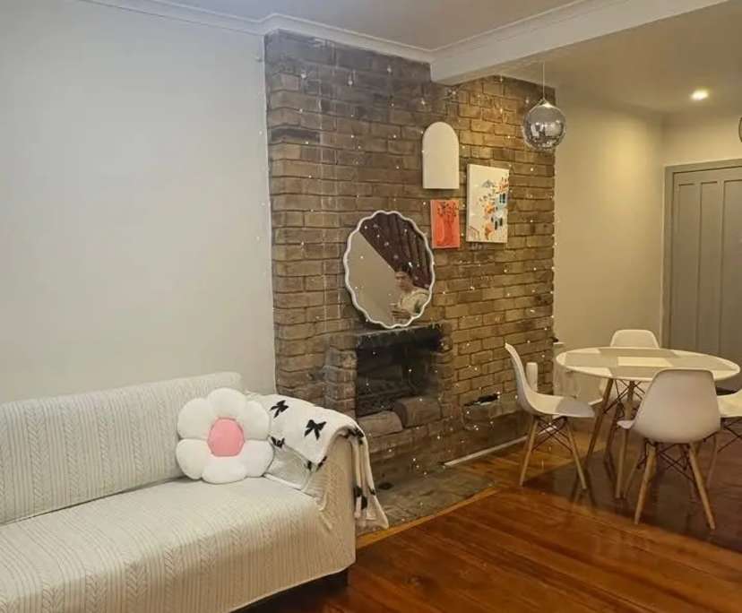 Whole property with 3 rooms for rent