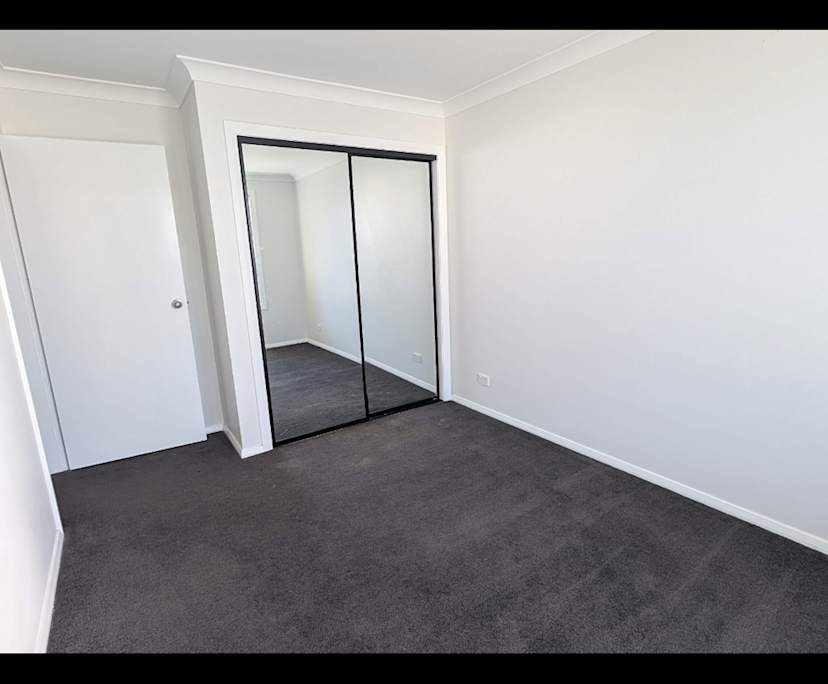 $143, Share-house, 4 bathrooms, Orange NSW 2800