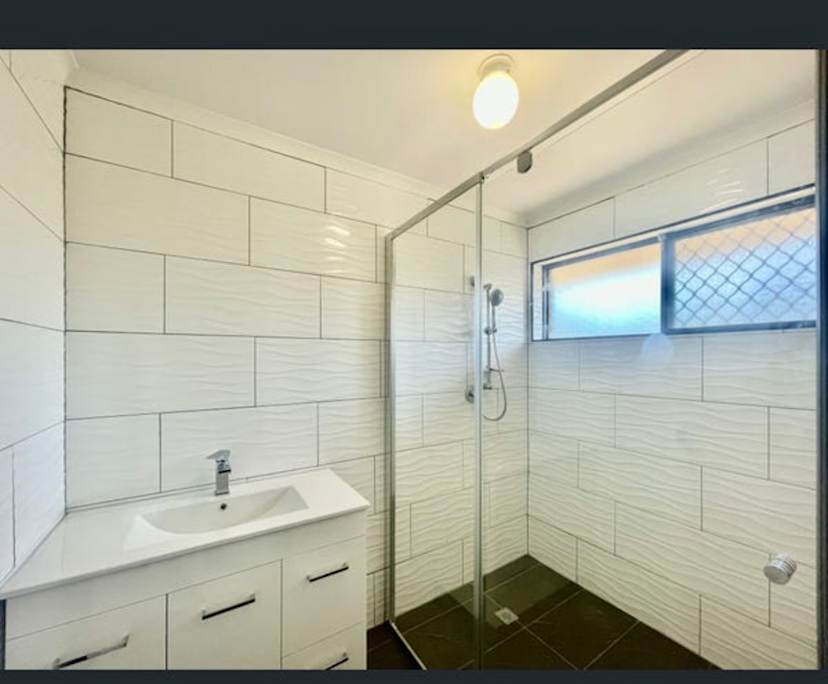 Room in a share house