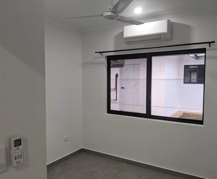 Unfurnished room in a share house