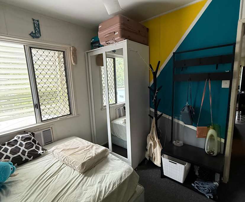 $200, Share-house, 3 bathrooms, Cranbrook QLD 4814