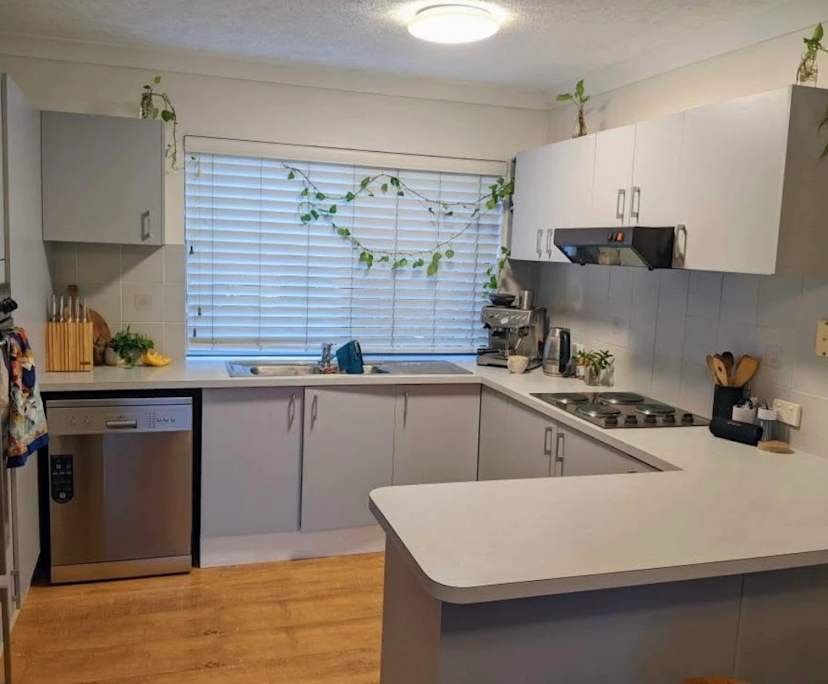 $350, Flatshare, 2 bathrooms, Tweed Heads West NSW 2485
