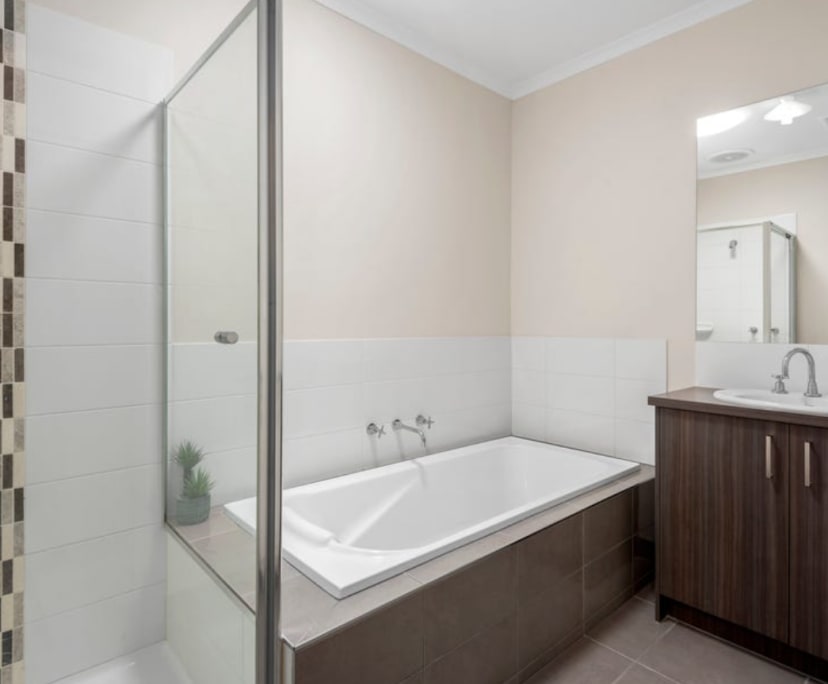 Unfurnished room with own bathroom