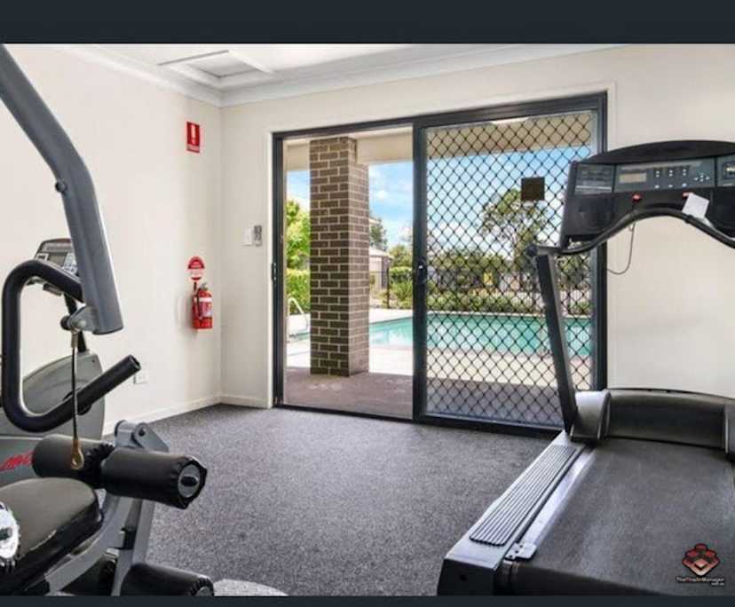 $560, Whole-property, 3 bathrooms, Kallangur QLD 4503