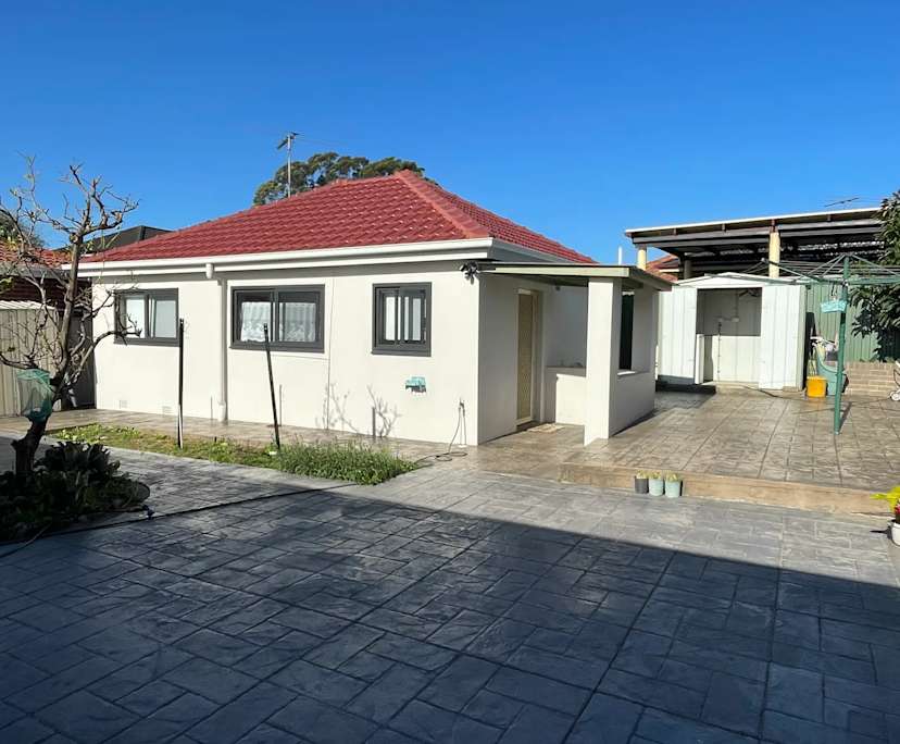 Furnished room granny flat for rent