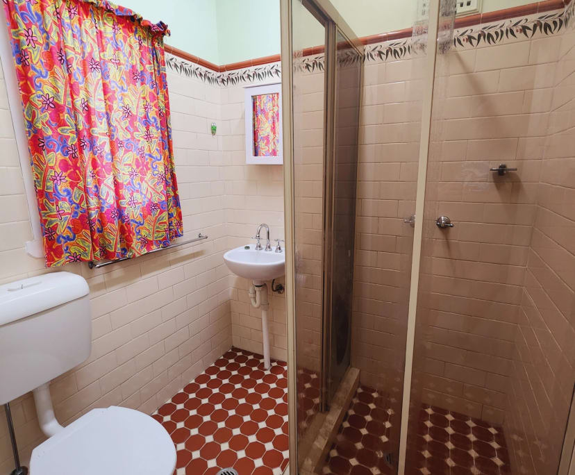 $450, 1-bed, 1 bathroom, Stanmore NSW 2048