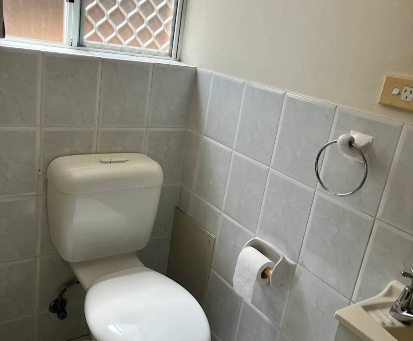 $350, Flatshare, 2 bathrooms, Ashgrove QLD 4060