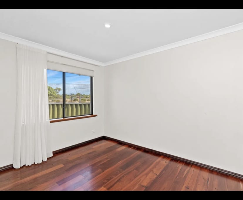 Student for Rent in Craigie, Perth ...