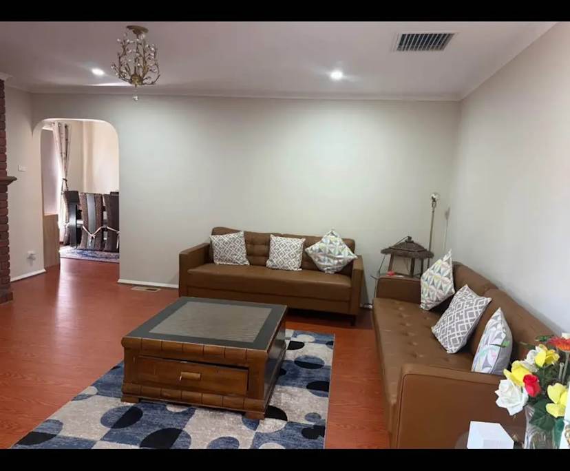 Room in a share house