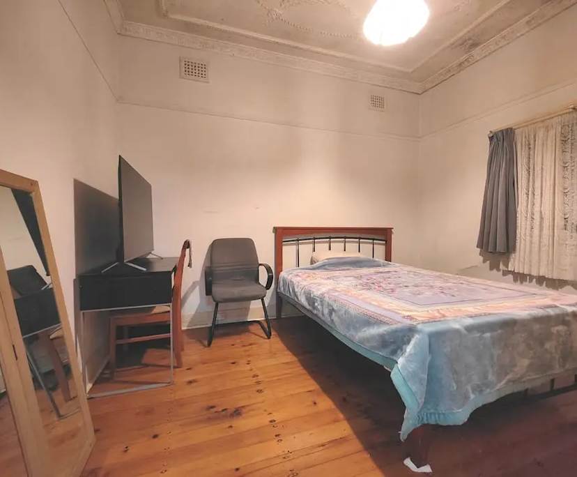Furnished room with ensuite in a share house