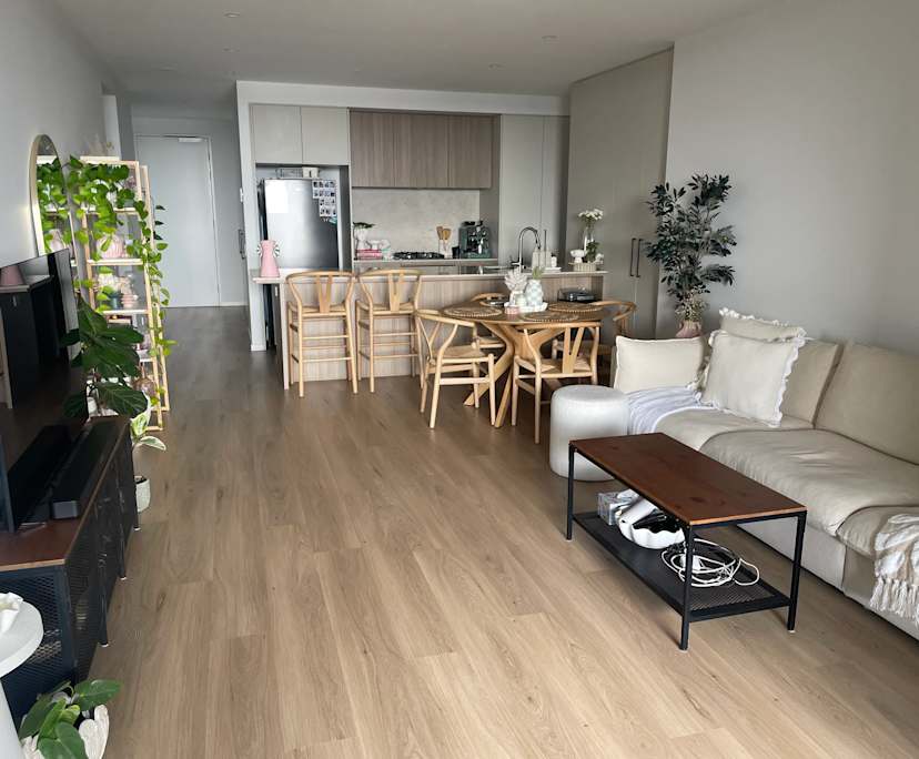 Unfurnished room with own bathroom