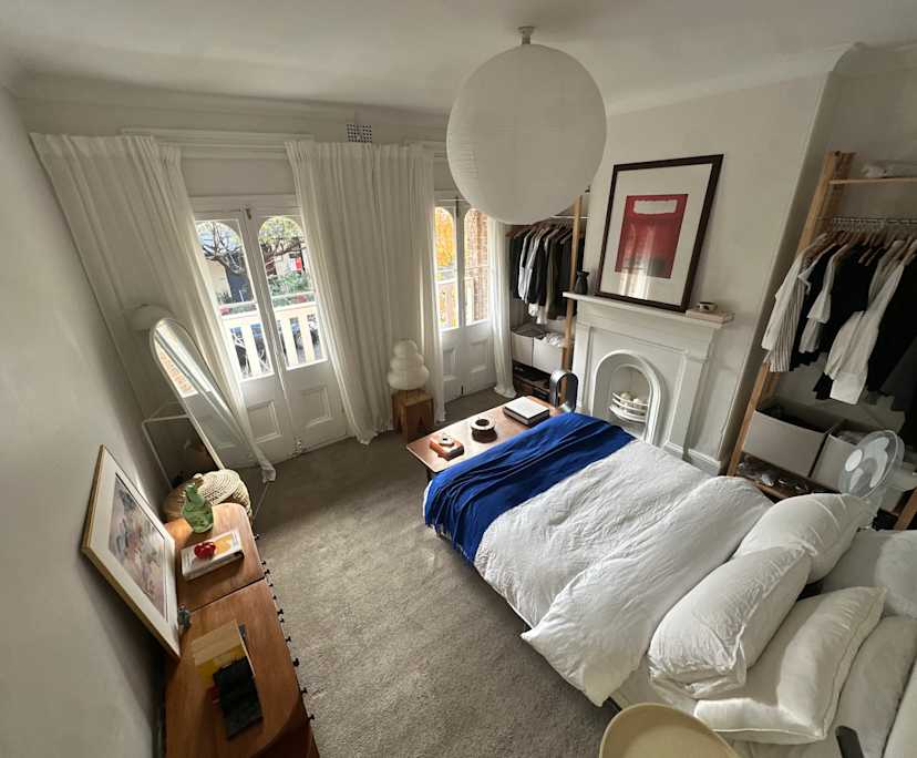 Room in a share house