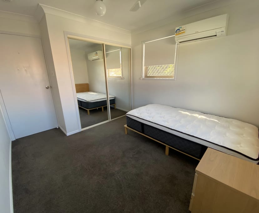 Furnished room in a share house