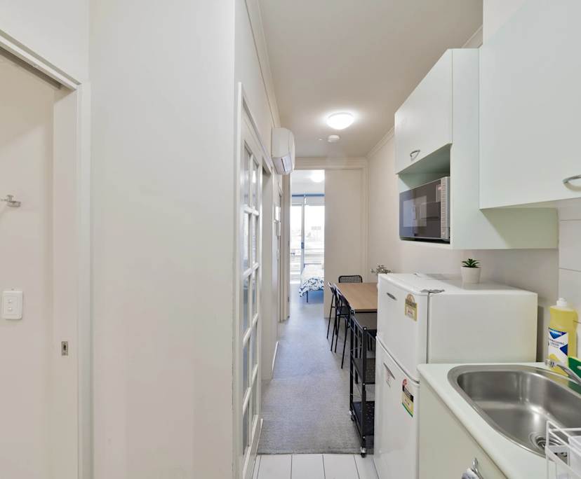 $330, Flatshare, 3 bathrooms, Carlton VIC 3053