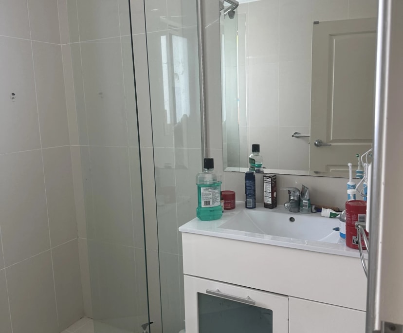 $300, Flatshare, 3 bathrooms, Newtown NSW 2043