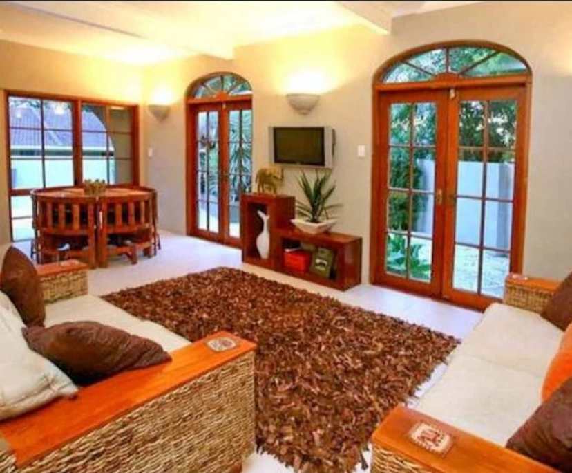 $350, Share-house, 4 bathrooms, Bundall QLD 4217