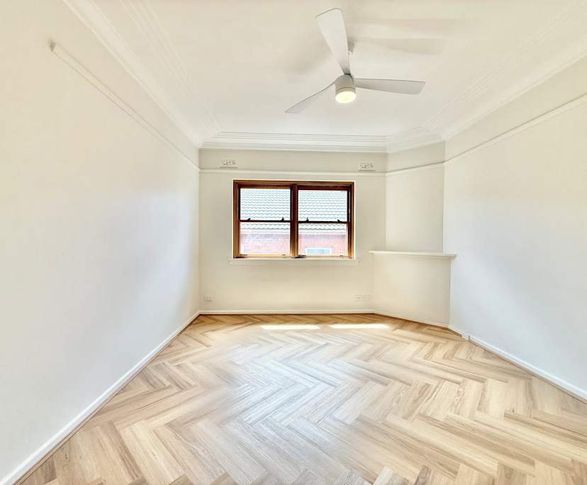 $1,400, Whole-property, 2 bathrooms, Bronte NSW 2024