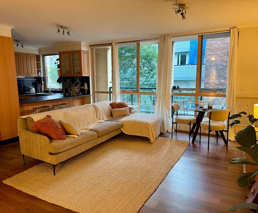 Furnished room with own bathroom