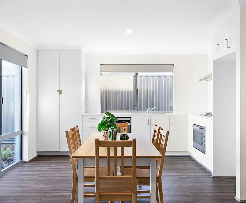 $330, Share-house, 6 bathrooms, Dudley Park WA 6210