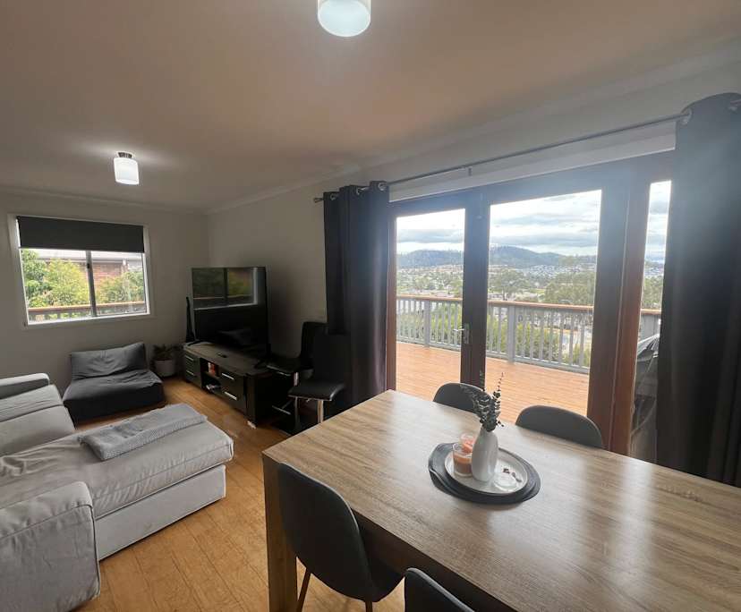 Furnished room in a share house