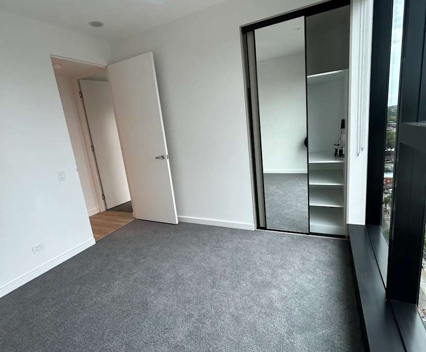 $290, Flatshare, 2 bathrooms, Box Hill VIC 3128