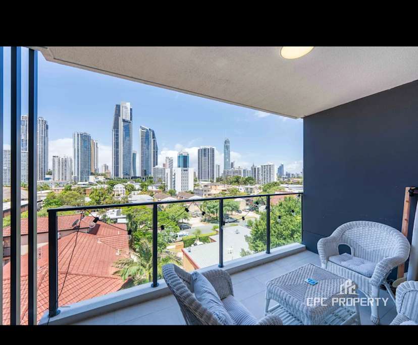 Unfurnished room with own bathroom