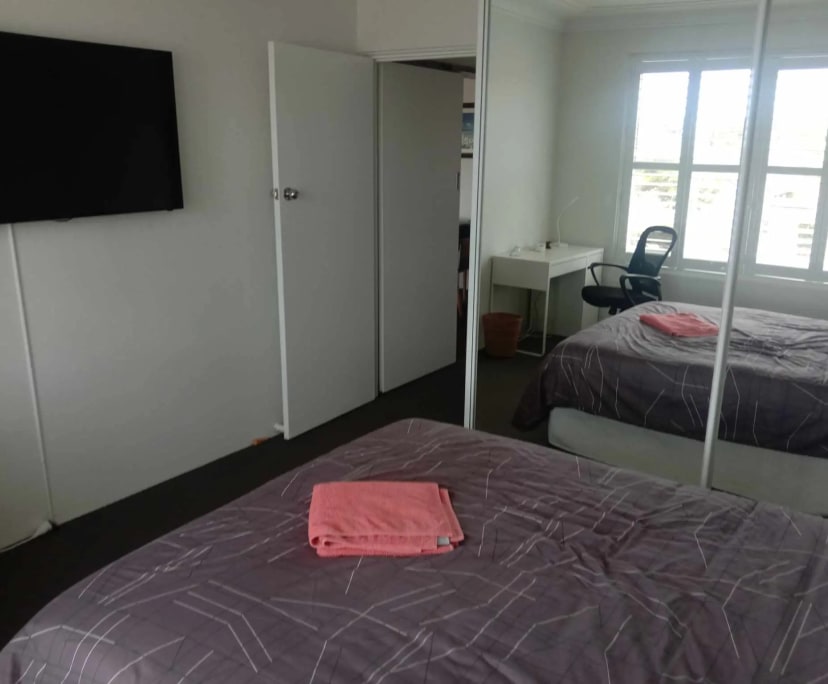 $375, Flatshare, 2 bathrooms, Monterey NSW 2217
