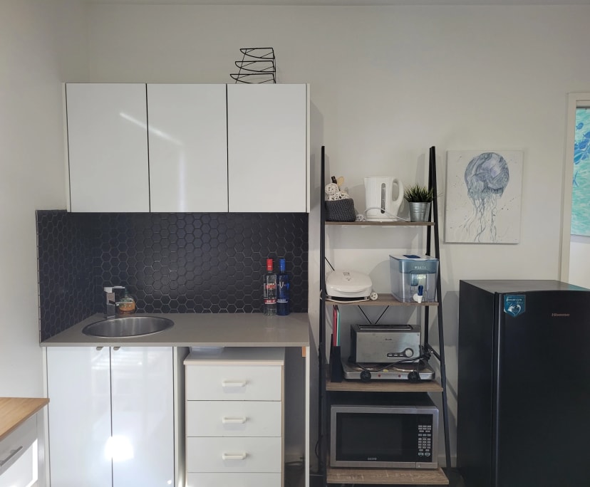 $400, Homestay, 1 bathroom, Biggera Waters QLD 4216