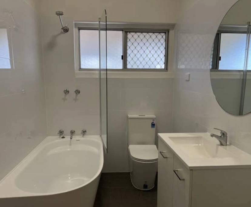 Whole property with 3 rooms for rent