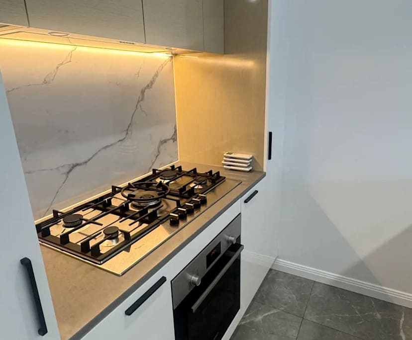 Unfurnished room in a flatshare